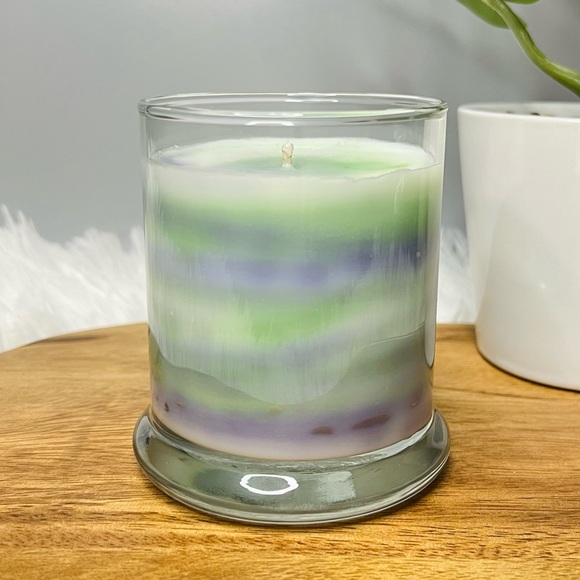 It’s Show Time Candle - Picture 2 of 3